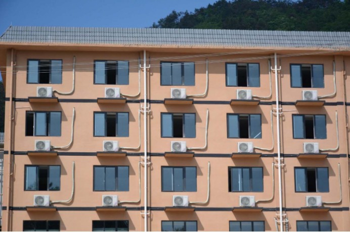 空調(diào)遠程集中控制器應用